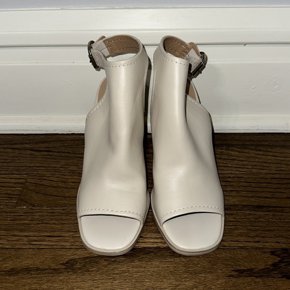Steve Madden Tangible Bone/Cream Upper Leather Block Heel Open Toe Bootie 6.5M - Picture 4 of 11
